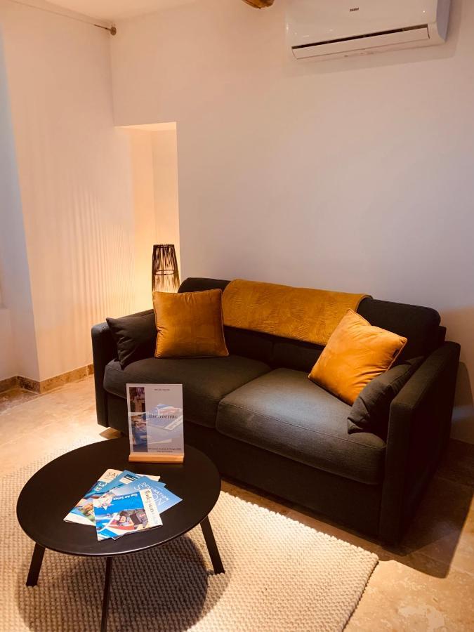 Le Mas Des Glycines Salon-de-Provence Zewnętrze zdjęcie